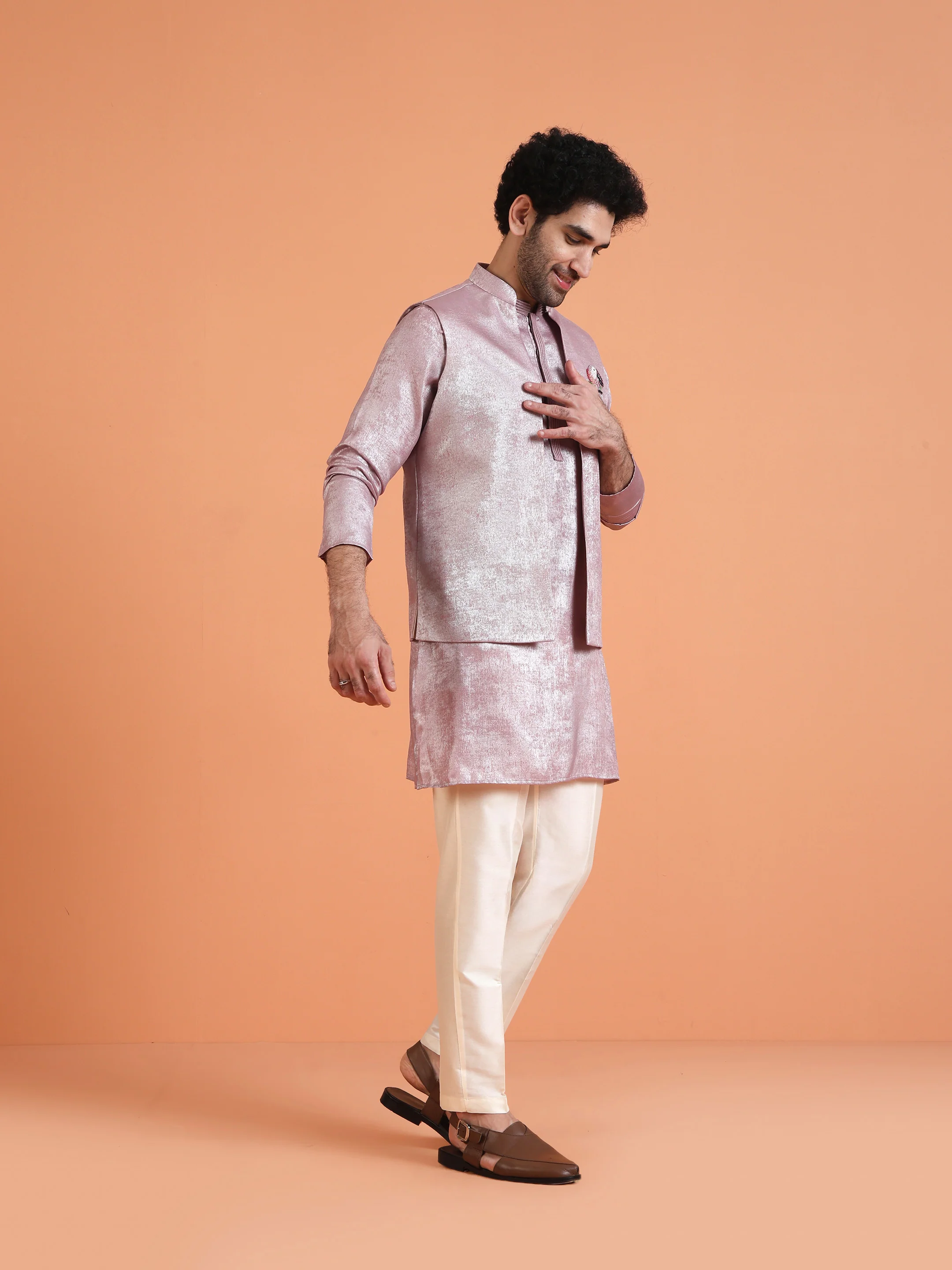 Pink Silk Blend Metallic Jacket Kurta Cream Trouser - Image 3