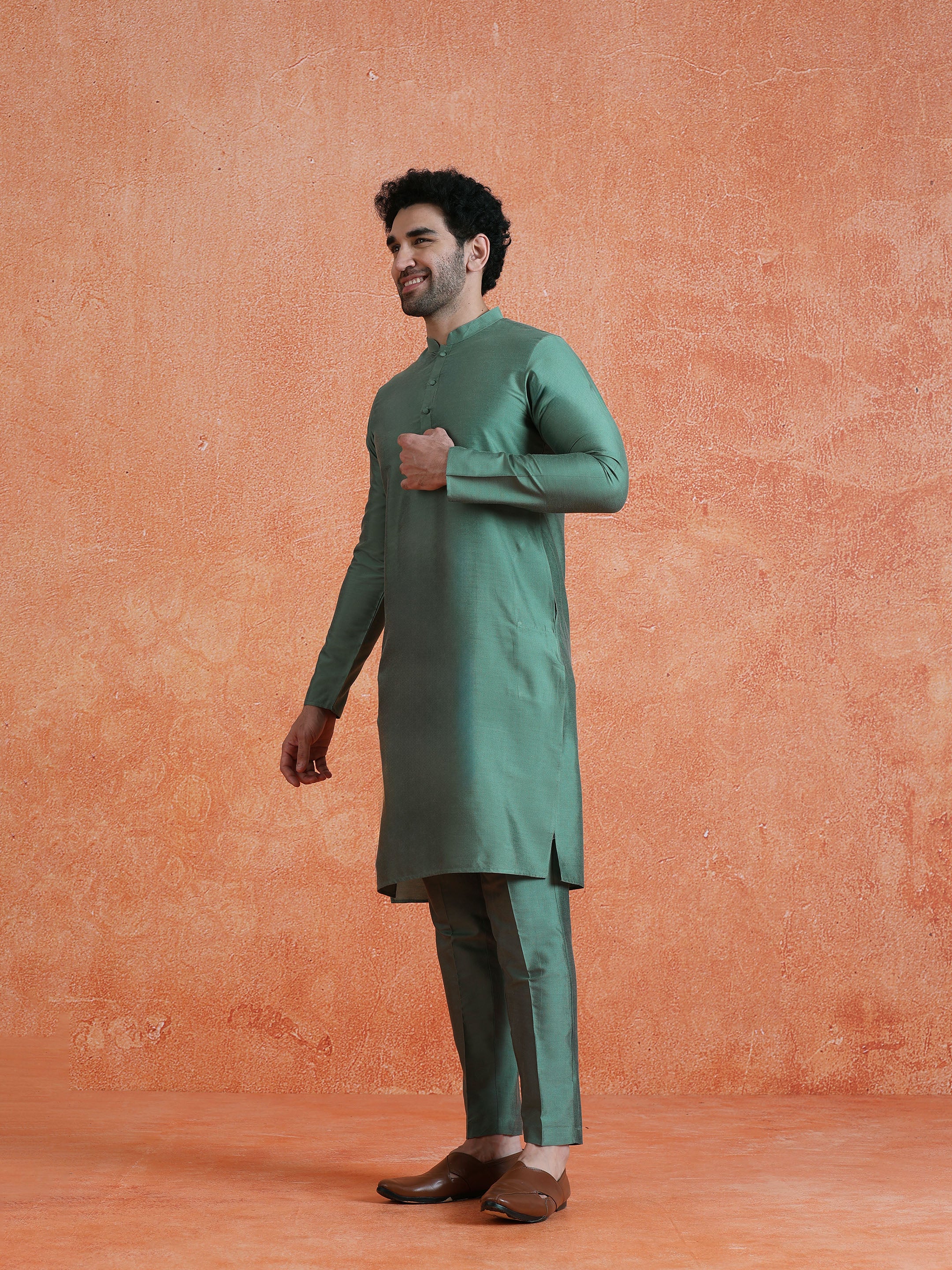 Sage Green Cotton Blend Solid Kurta Trouser Set - Image 2