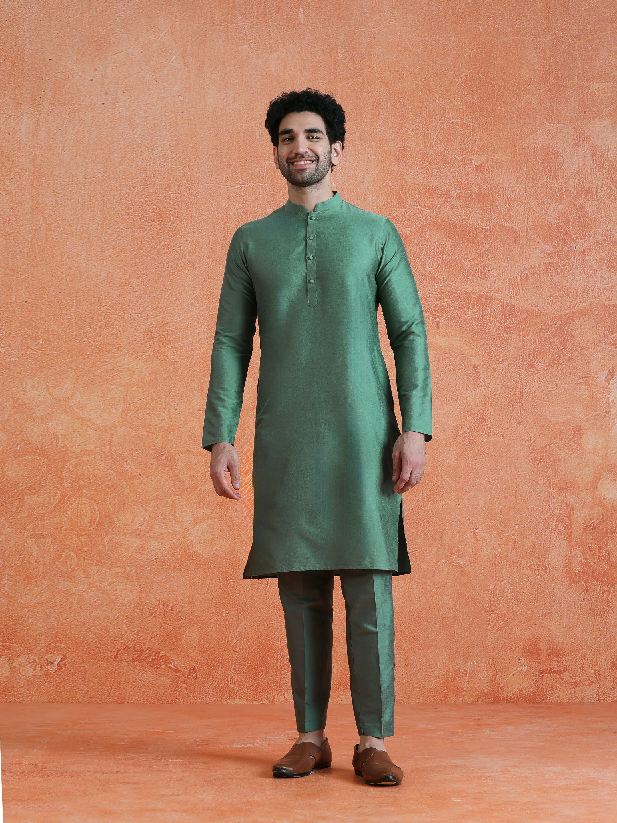 Sage Green Cotton Blend Solid Kurta Trouser Set - Image 3