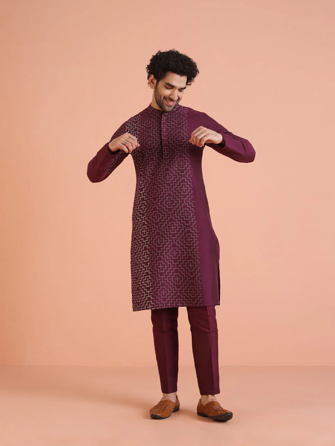 Maroon Cotton Blend Solid Slim Fit Trouser - Image 6