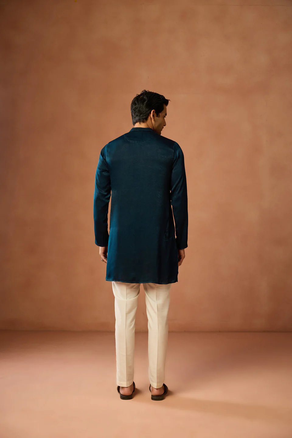 Teal Blue Silk Blend Mid Kurta Trouser Set - Image 4