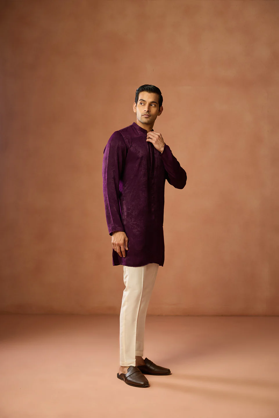 Wine Silk Blend Velvet Finish Mid Kurta - Image 3
